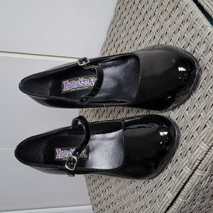 Black Mary Jane high heels